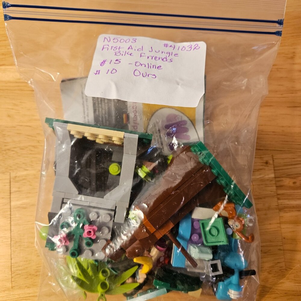 Lego Friends #41032 First Aid Jungle Bike  -- ITEM #1881 - Picture 2 of 2
